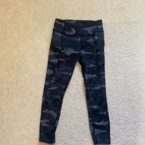 Athleta 7/8 leggings